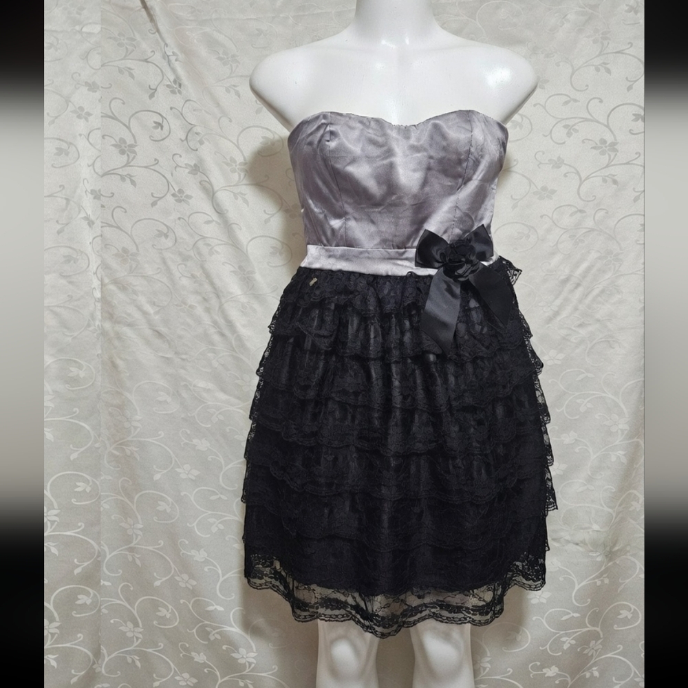 4/$20- Studio Y Charcoal and Silver Strapless Dress